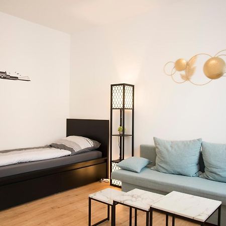Schoene Ferienwohnung 78M2, 3 Schlafzimmer, 2 Baeder, Zentrumnah, 1Og Erfurt Exteriér fotografie