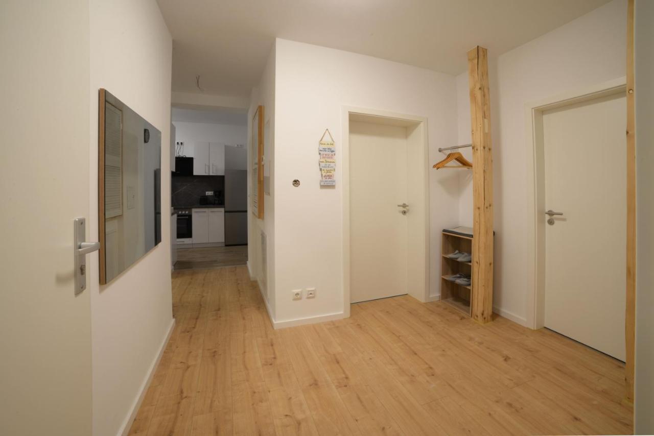 Schoene Ferienwohnung 78M2, 3 Schlafzimmer, 2 Baeder, Zentrumnah, 1Og Erfurt Exteriér fotografie