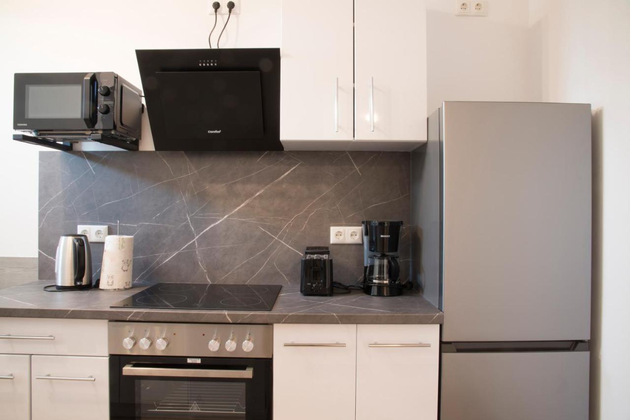 Schoene Ferienwohnung 78M2, 3 Schlafzimmer, 2 Baeder, Zentrumnah, 1Og Erfurt Exteriér fotografie
