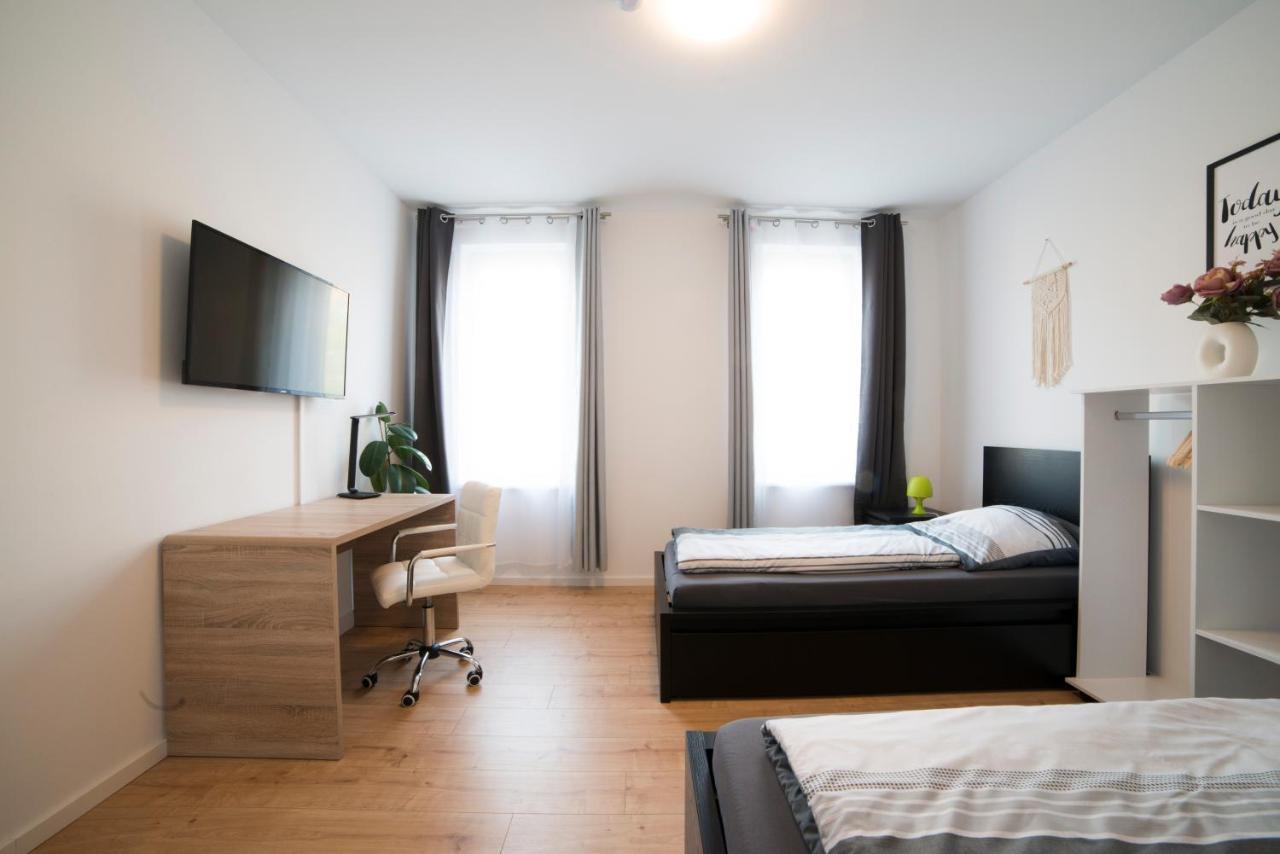 Schoene Ferienwohnung 78M2, 3 Schlafzimmer, 2 Baeder, Zentrumnah, 1Og Erfurt Exteriér fotografie