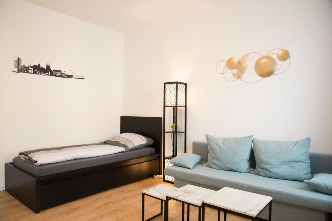 Schoene Ferienwohnung 78M2, 3 Schlafzimmer, 2 Baeder, Zentrumnah, 1Og Erfurt Exteriér fotografie